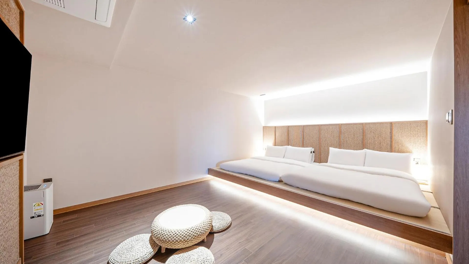 Mandeok Denbasta Ryokan Pusan