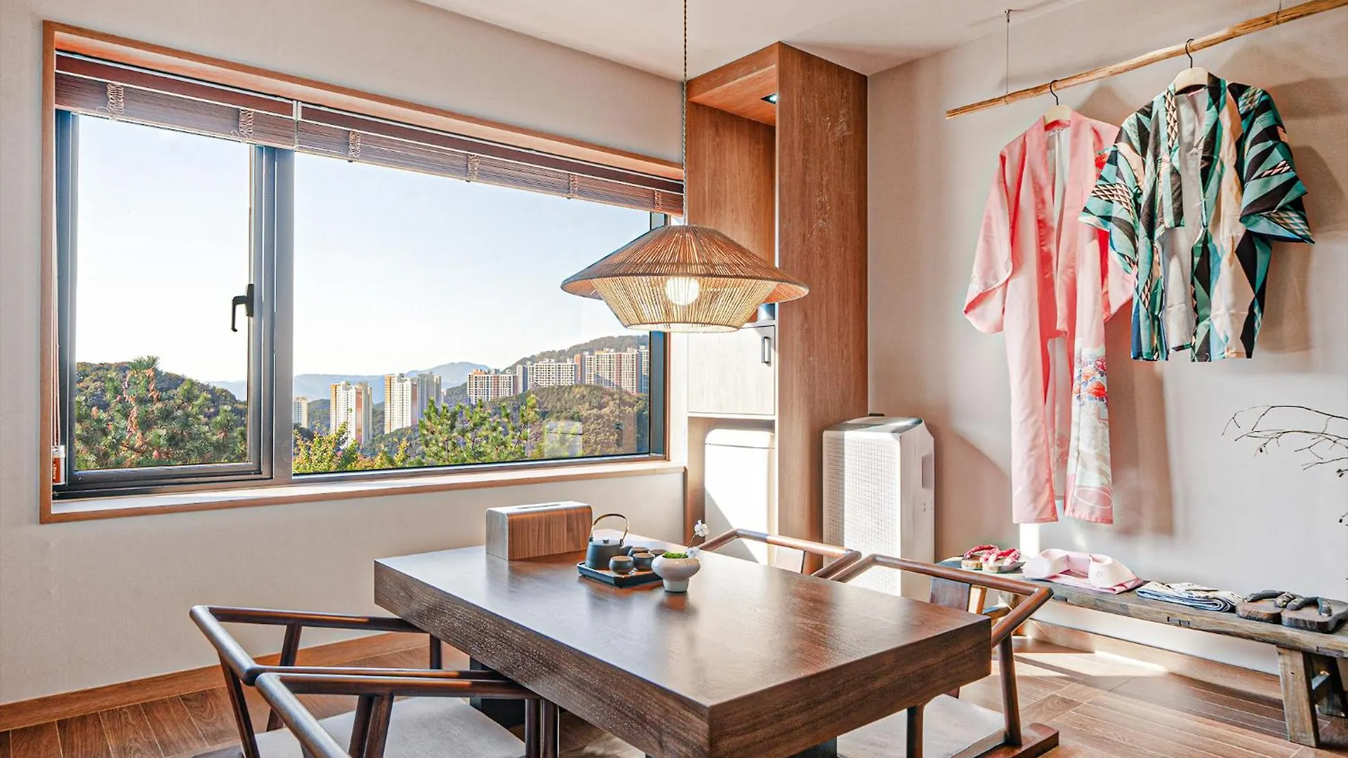 Mandeok Denbasta Ryokan Pusan