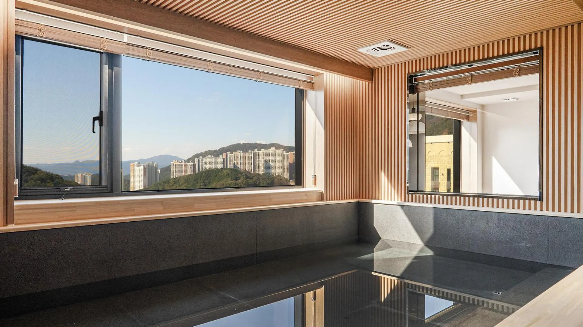Mandeok Denbasta Ryokan Busan