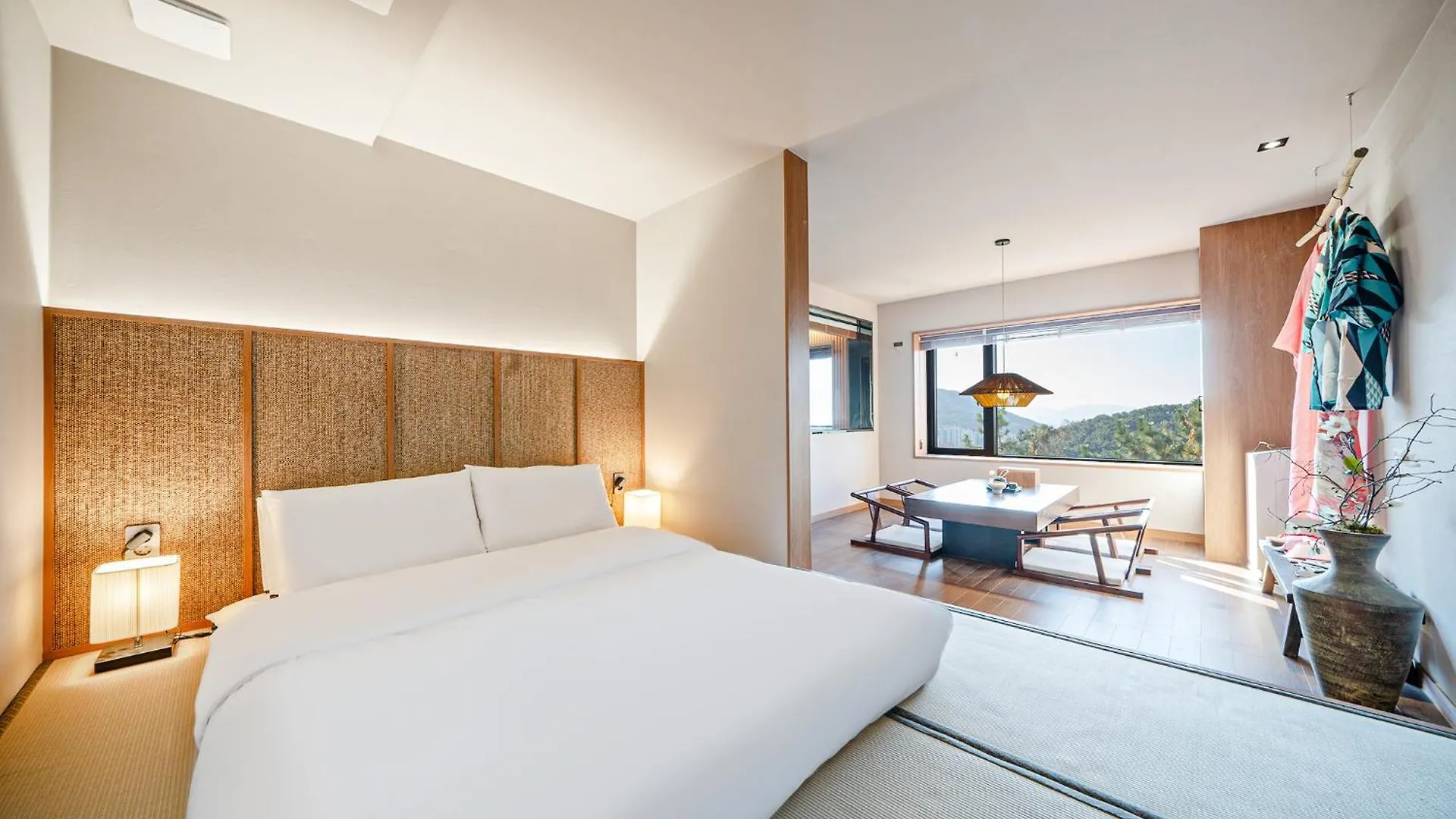 Mandeok Denbasta Ryokan Busan